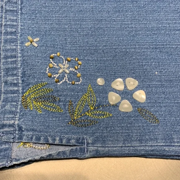 Christopher & Banks Embellished Capri Jeans Bundle Size 6 - Picture 3 of 6